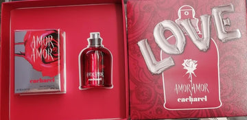 SET AMOR AMOR EDT 100ML + AMOR AMOR EDT 100ML CACHAREL PERFUME PARA DAMA